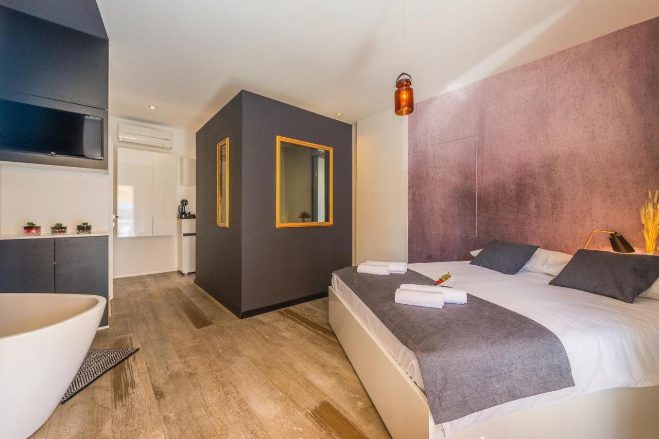 Central Rooms In Old Town By Belmont Realty Zadar Exterior photo