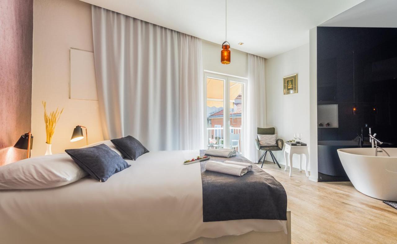 Central Rooms In Old Town By Belmont Realty Zadar Exterior photo